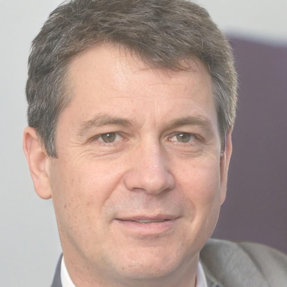 Ritratto di docente di sceneggiatura con esperienza nel settore cinematografico