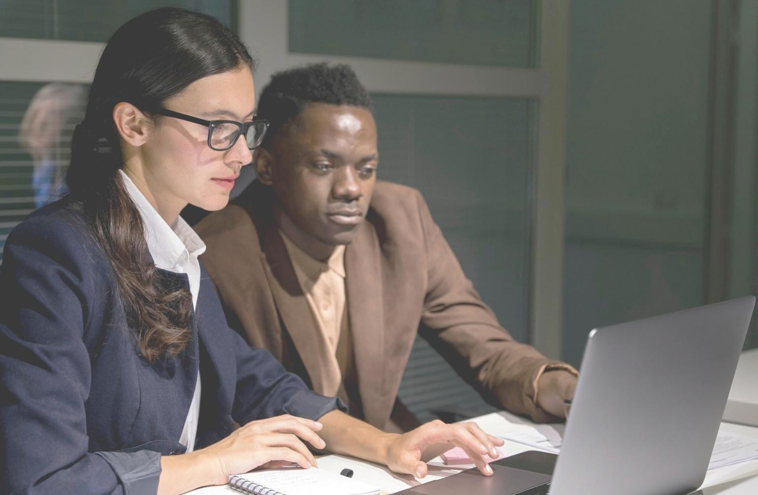 Materiali e riferimenti per costruzione narrativa